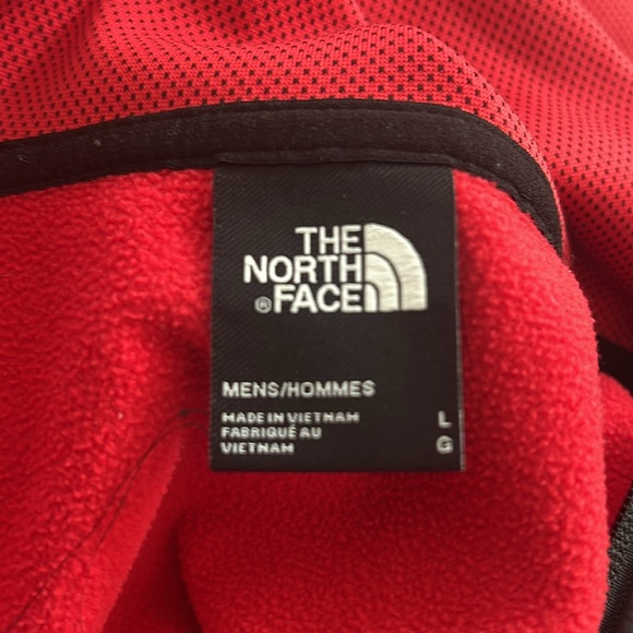 NORTHFACE WORN A HANDFUL OF TIMES-RARE FIND- many similar but not the same. - Picture 4 of 4